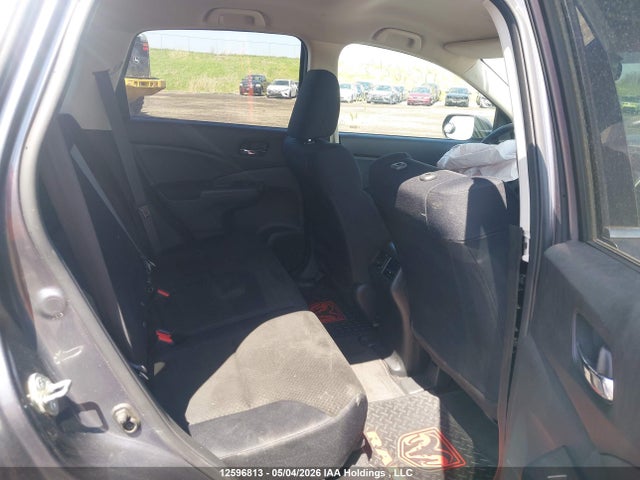 2HKRM4H46GH135037 Honda CR-V SE