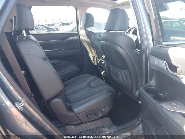 KM8R3DHE7MU302272 Hyundai Palisade Luxury 7-passenger Seating