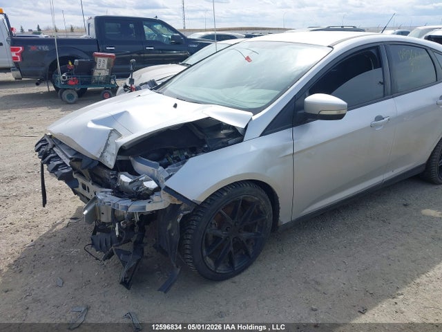 12596834 :رقم المزاد ، 1FADP3K27FL377502 vin ، 2015 Ford Focus Se مزاد بيع