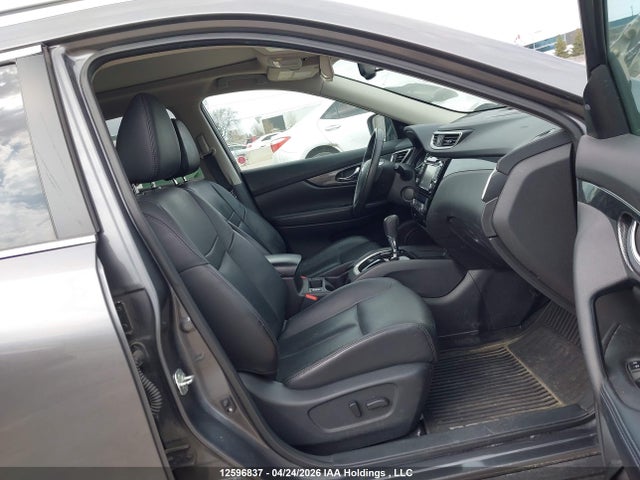 12596837 :رقم المزاد ، 5N1AT2MV1FC833144 vin ، 2015 Nissan Rogue مزاد بيع