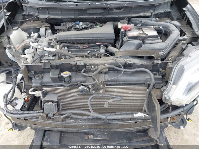 12596837 :رقم المزاد ، 5N1AT2MV1FC833144 vin ، 2015 Nissan Rogue مزاد بيع