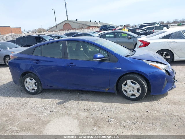 2017 Toyota Prius მანქანა იყიდება აუქციონზე, vin: JTDKBRFU3H3054677, აუქციონის ნომერი: 12596840