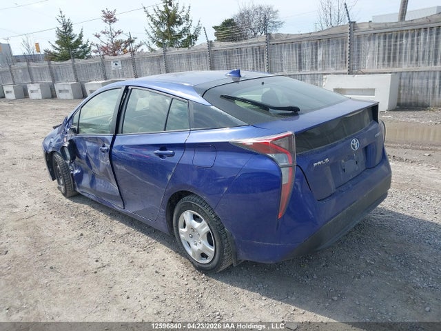 2017 Toyota Prius მანქანა იყიდება აუქციონზე, vin: JTDKBRFU3H3054677, აუქციონის ნომერი: 12596840