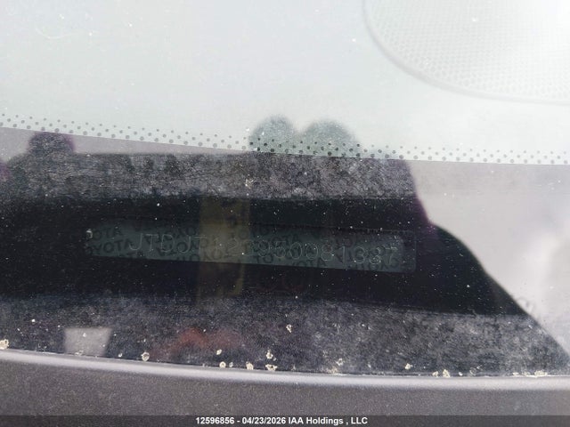 12596856 :رقم المزاد ، JTDJT123950081337 vin ، 2005 Toyota Echo مزاد بيع