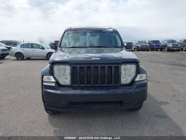 12596867 :رقم المزاد ، 1J8GN28K08W208172 vin ، 2008 Jeep Liberty Sport مزاد بيع