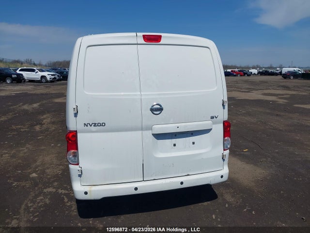 12596872 :رقم المزاد ، 3N6CM0KN1JK703785 vin ، 2018 Nissan Nv200 Compact Cargo مزاد بيع
