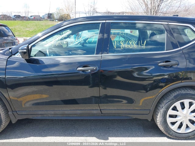 5N1AT2MT6HC868814 Nissan Rogue