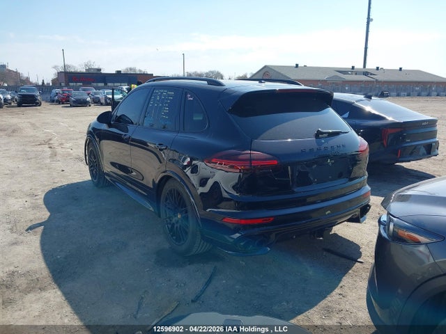 Porsche Cayenne Gts 2017 WP1AD2A28HLA81049 Image 3