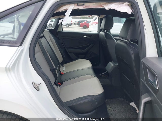 3VWW57BU1KM015138 Volkswagen Jetta Highline