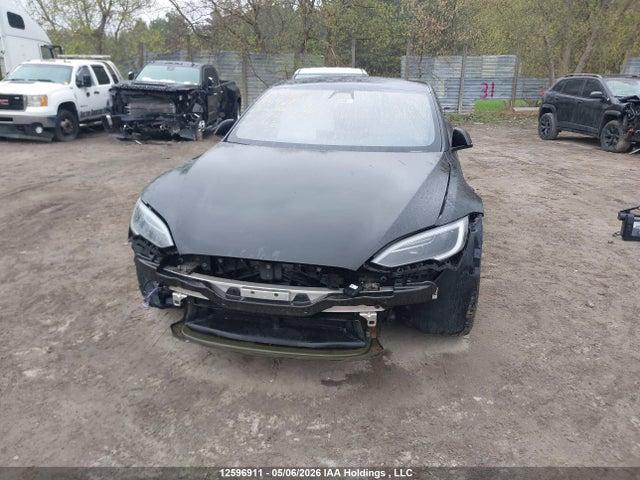 12596911 :رقم المزاد ، 5YJSA1E52NF485461 vin ، 2022 Tesla Model S Awd مزاد بيع