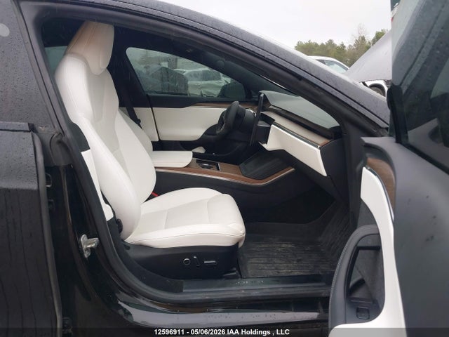 12596911 :رقم المزاد ، 5YJSA1E52NF485461 vin ، 2022 Tesla Model S Awd مزاد بيع