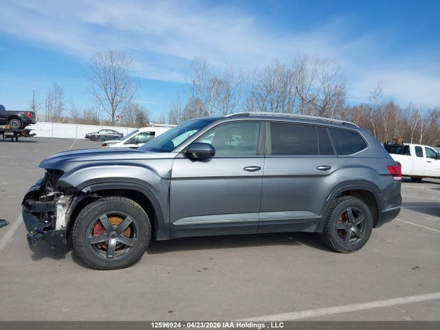 2019 Volkswagen Atlas Sel მანქანა იყიდება აუქციონზე, vin: 1V2MR2CA0KC532274, აუქციონის ნომერი: 12596924