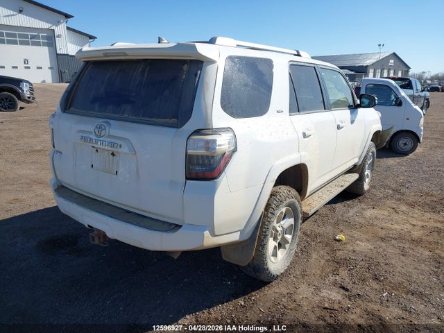 JTEBU5JR4G5301046 Toyota 4RUNNER SR5