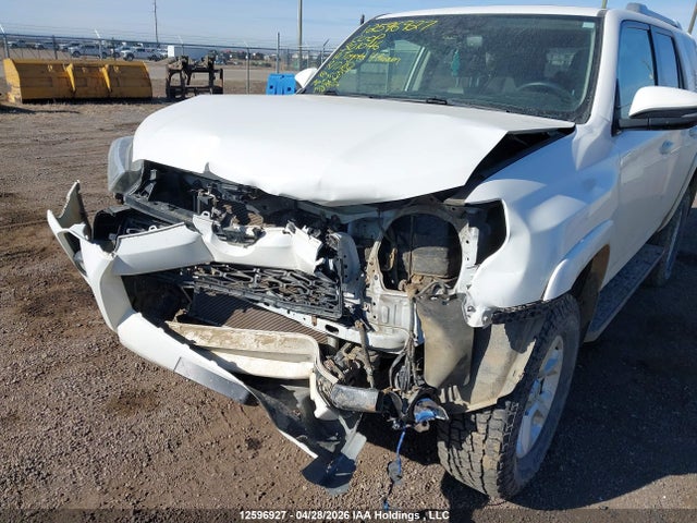 JTEBU5JR4G5301046 Toyota 4RUNNER SR5