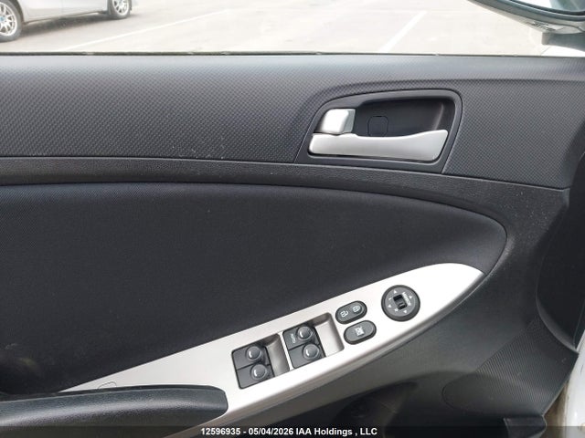 KMHCT5AE0HU352670 Hyundai ACCENT GL