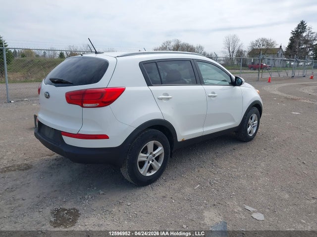 2014 Kia Sportage მანქანა იყიდება აუქციონზე, vin: KNDPB3AC3E7640608, აუქციონის ნომერი: 12596952