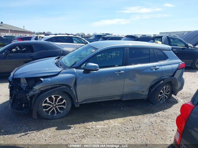 12596967 :رقم المزاد ، 7MUFBABG0RV036145 vin ، 2024 Toyota Corolla Cross Hybrid Se مزاد بيع