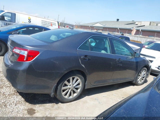 12596973 :رقم المزاد ، 4T1BF1FKXEU805215 vin ، 2014 Toyota Camry مزاد بيع