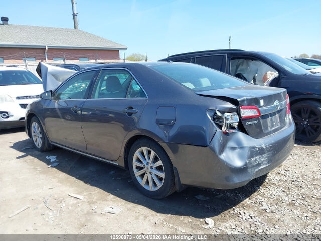 12596973 :رقم المزاد ، 4T1BF1FKXEU805215 vin ، 2014 Toyota Camry مزاد بيع
