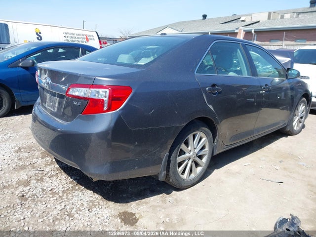 12596973 :رقم المزاد ، 4T1BF1FKXEU805215 vin ، 2014 Toyota Camry مزاد بيع