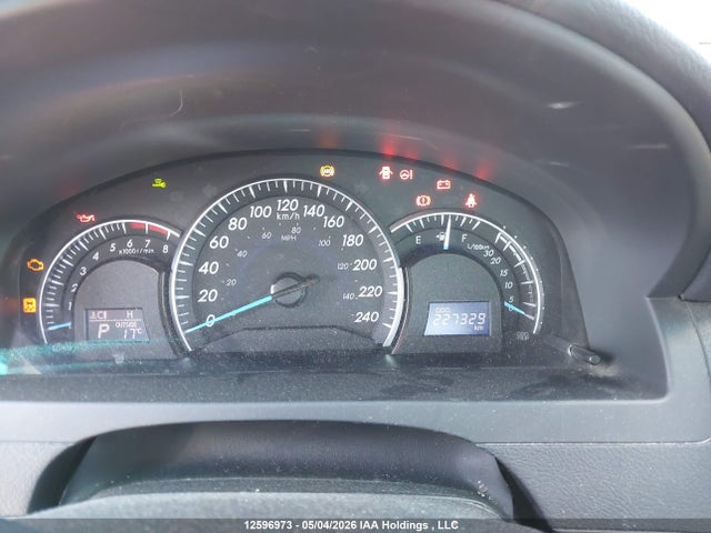 12596973 :رقم المزاد ، 4T1BF1FKXEU805215 vin ، 2014 Toyota Camry مزاد بيع