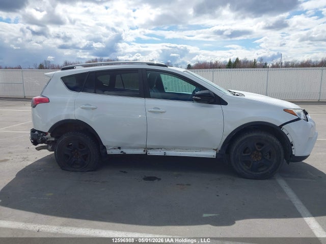 2T3JFREVXHW579937 Toyota RAV4 SE