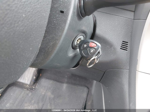 12596991 :رقم المزاد ، 2T1KU4EE2BC683112 vin ، 2011 Toyota Corolla Matrix مزاد بيع