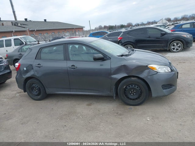 12596991 :رقم المزاد ، 2T1KU4EE2BC683112 vin ، 2011 Toyota Corolla Matrix مزاد بيع