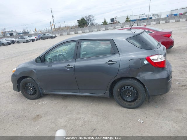 12596991 :رقم المزاد ، 2T1KU4EE2BC683112 vin ، 2011 Toyota Corolla Matrix مزاد بيع