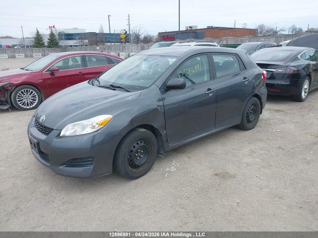 12596991 :رقم المزاد ، 2T1KU4EE2BC683112 vin ، 2011 Toyota Corolla Matrix مزاد بيع