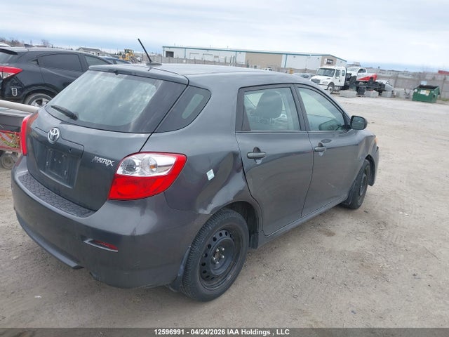 12596991 :رقم المزاد ، 2T1KU4EE2BC683112 vin ، 2011 Toyota Corolla Matrix مزاد بيع