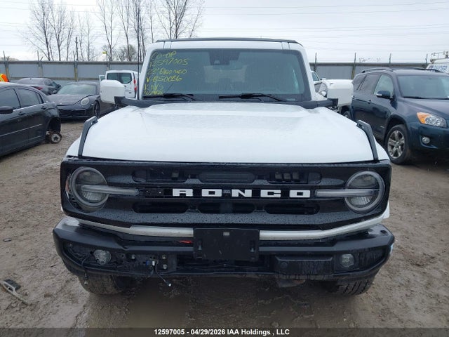 Продажа на аукционе авто 2023 Ford Bronco Outer Banks, vin: 1FMDE5BH6PLB50086, номер лота: 12597005