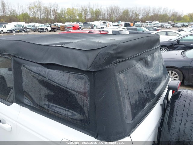 Продажа на аукционе авто 2023 Ford Bronco Outer Banks, vin: 1FMDE5BH6PLB50086, номер лота: 12597005
