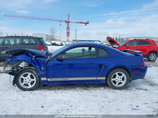 12577268 :رقم المزاد ، 1FAFP40412F148616 vin ، 2002 Ford Mustang مزاد بيع