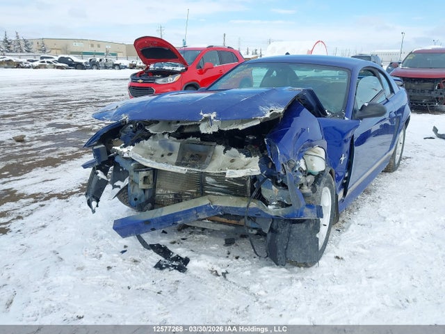 12577268 :رقم المزاد ، 1FAFP40412F148616 vin ، 2002 Ford Mustang مزاد بيع