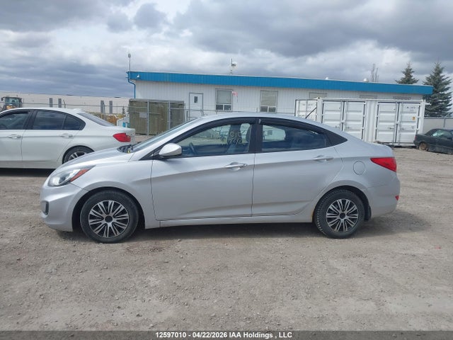 KMHCT4AE1EU702779 Hyundai Accent Gls/gs