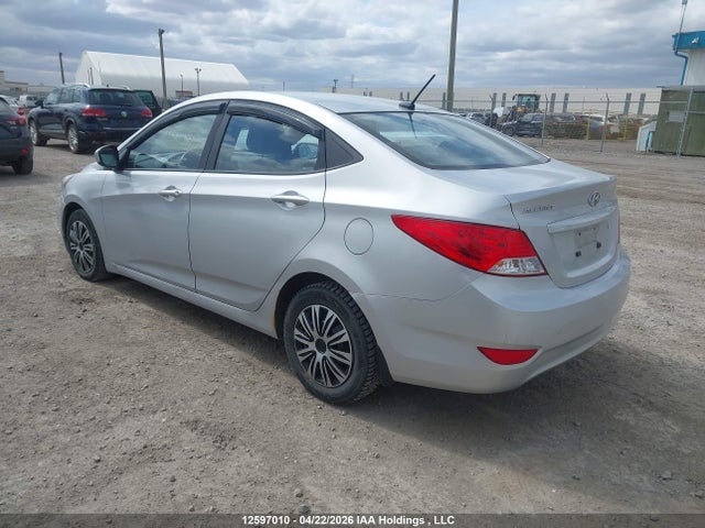 KMHCT4AE1EU702779 Hyundai Accent Gls/gs