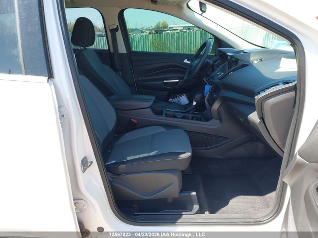 Продаж на аукціоні авто 2017 Ford Escape Se, vin: 1FMCU0GD9HUB16565, номер лоту: 12597023