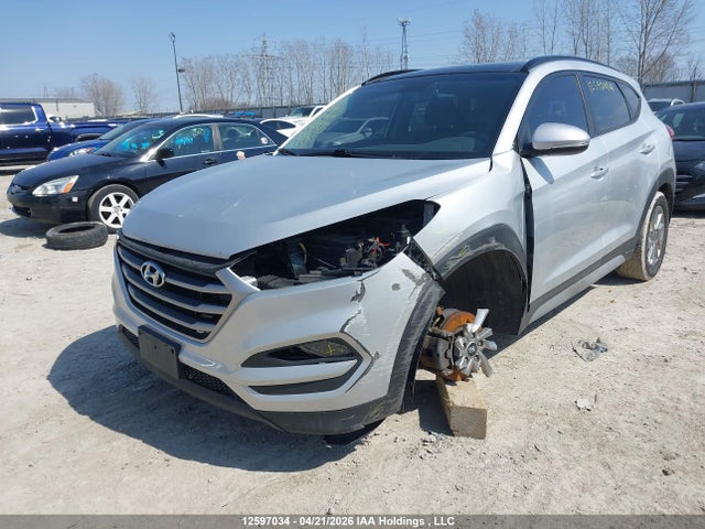 KM8J33A4XJU795983 Hyundai Tucson Se 2.0l
