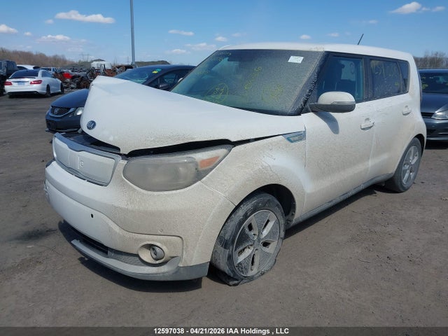 KNDJX3AEXK7038695 KIA Soul Ev +