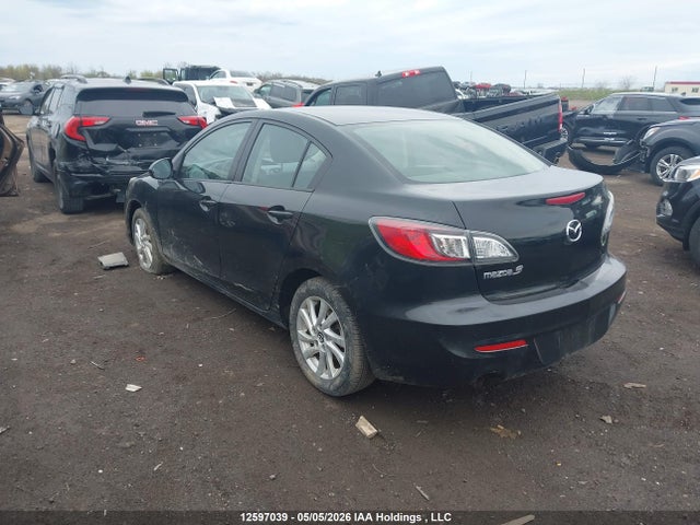 2013 Mazda Mazda3 მანქანა იყიდება აუქციონზე, vin: JM1BL1UF1D1848165, აუქციონის ნომერი: 12597039