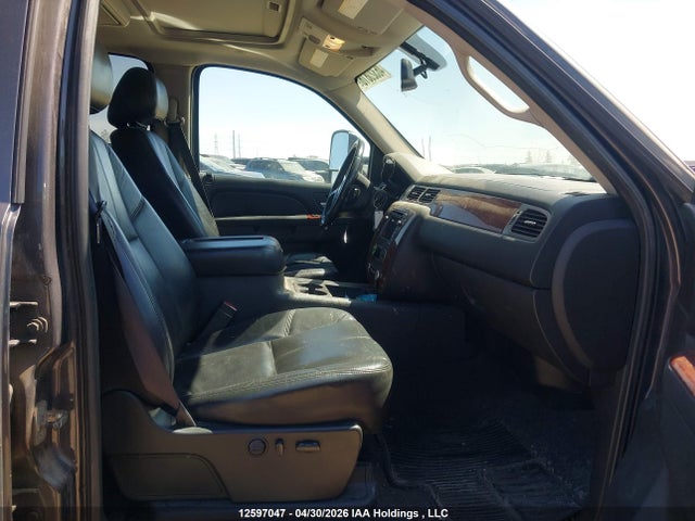 2010 Chevrolet Silverado 2500hd Ltz მანქანა იყიდება აუქციონზე, vin: 1GC4KYB65AF124873, აუქციონის ნომერი: 12597047