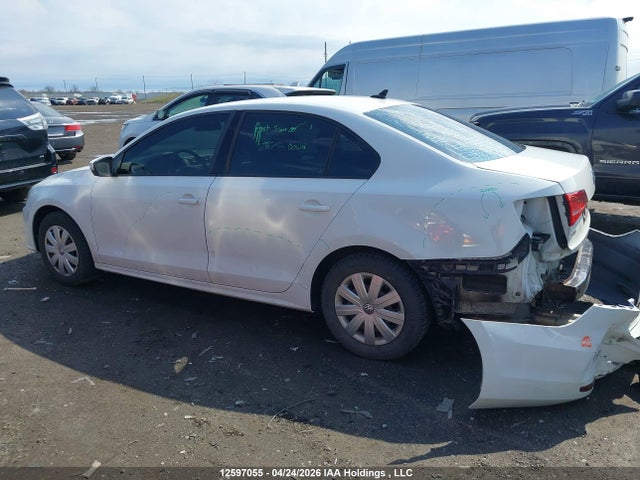 12597055 :رقم المزاد ، 3VW2K7AJ1FM404933 vin ، 2015 Volkswagen Jetta مزاد بيع