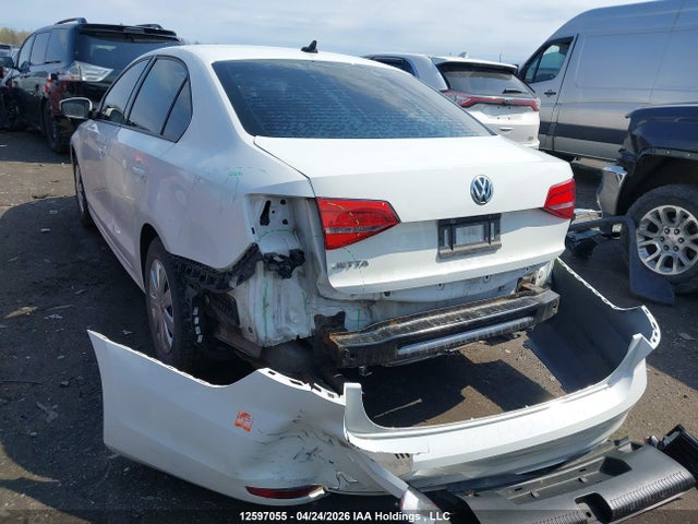 12597055 :رقم المزاد ، 3VW2K7AJ1FM404933 vin ، 2015 Volkswagen Jetta مزاد بيع