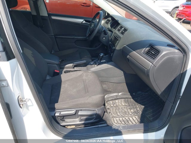 12597055 :رقم المزاد ، 3VW2K7AJ1FM404933 vin ، 2015 Volkswagen Jetta مزاد بيع