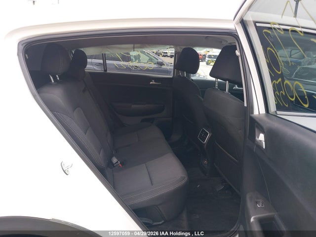 Продажа на аукционе авто 2022 Kia Sportage Lx, vin: KNDPM3AC2N7005521, номер лота: 12597059
