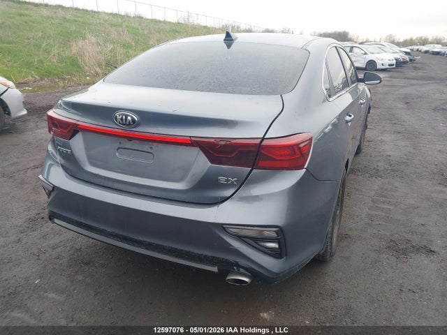 12597076 :رقم المزاد ، 3KPF54AD5LE239835 vin ، 2020 Kia Forte Ex مزاد بيع