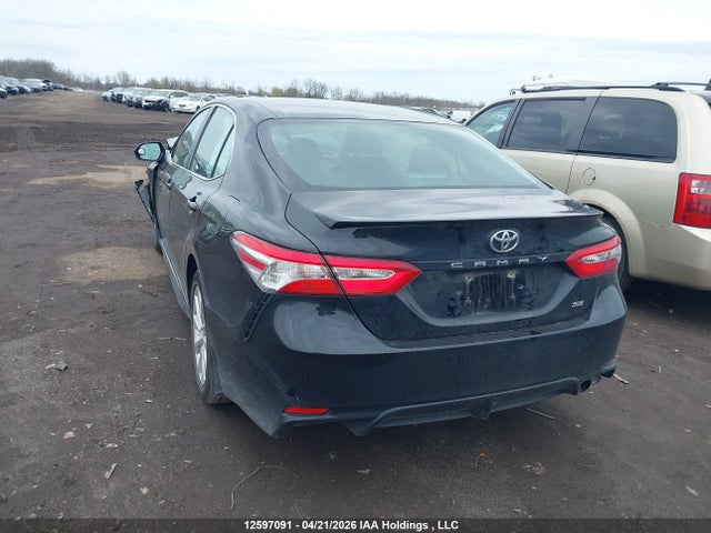12597091 :رقم المزاد ، 4T1G11AK2LU962228 vin ، 2020 Toyota Camry Se مزاد بيع