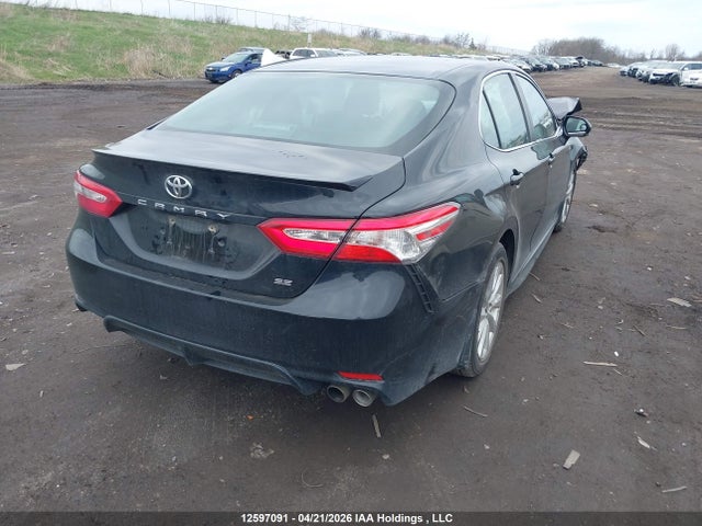 12597091 :رقم المزاد ، 4T1G11AK2LU962228 vin ، 2020 Toyota Camry Se مزاد بيع
