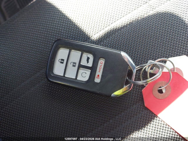 2HKRW1H32HH002681 Honda CR-V